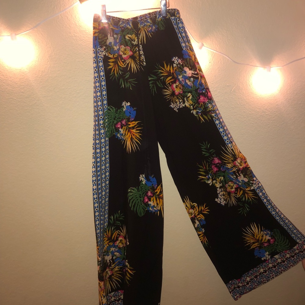 pants good for the beach super comfy!!